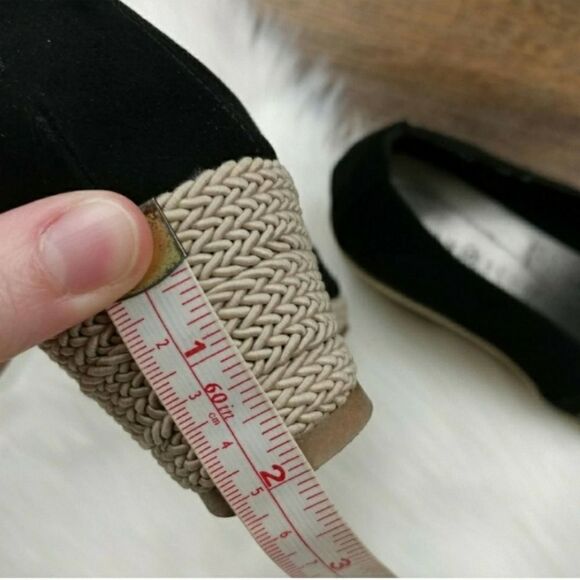 Brand: Karen Scott Size: 9 MStyle: Tashaa Platform Espadrille Wedge material - Picture 11 of 11